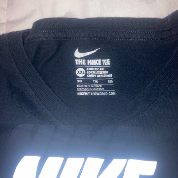 Brand New Nike Reflective Longsleeve - Picture 5 of 6